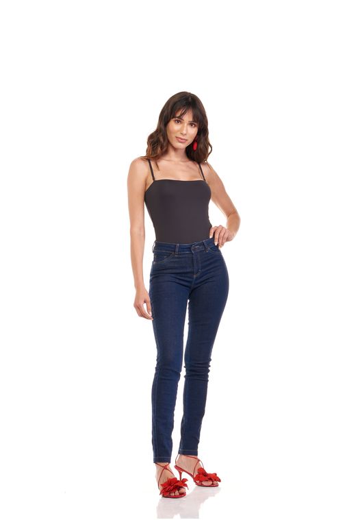 Calça Patogê feminina skinny jeans com detalhe no espelho do bolso cintura  alta (G4) CL36797 - patoge