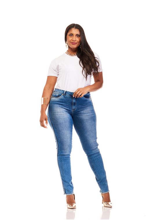 Calça Patogê feminina jeans skinny curvy com vivo nas laterais cintura média (G3) Cor:UNICA; Tamanho:42
